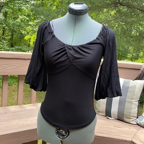 Free People Romantic Black Puff Sleeve Top - Picture 4 of 10